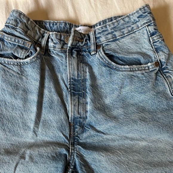 Zara Jeans Shorts - Picture 7 of 7